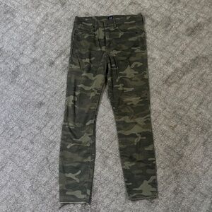 camo pants